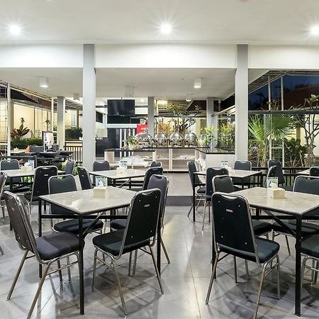 באטו Riverstone Hotel & Cottage מראה חיצוני תמונה