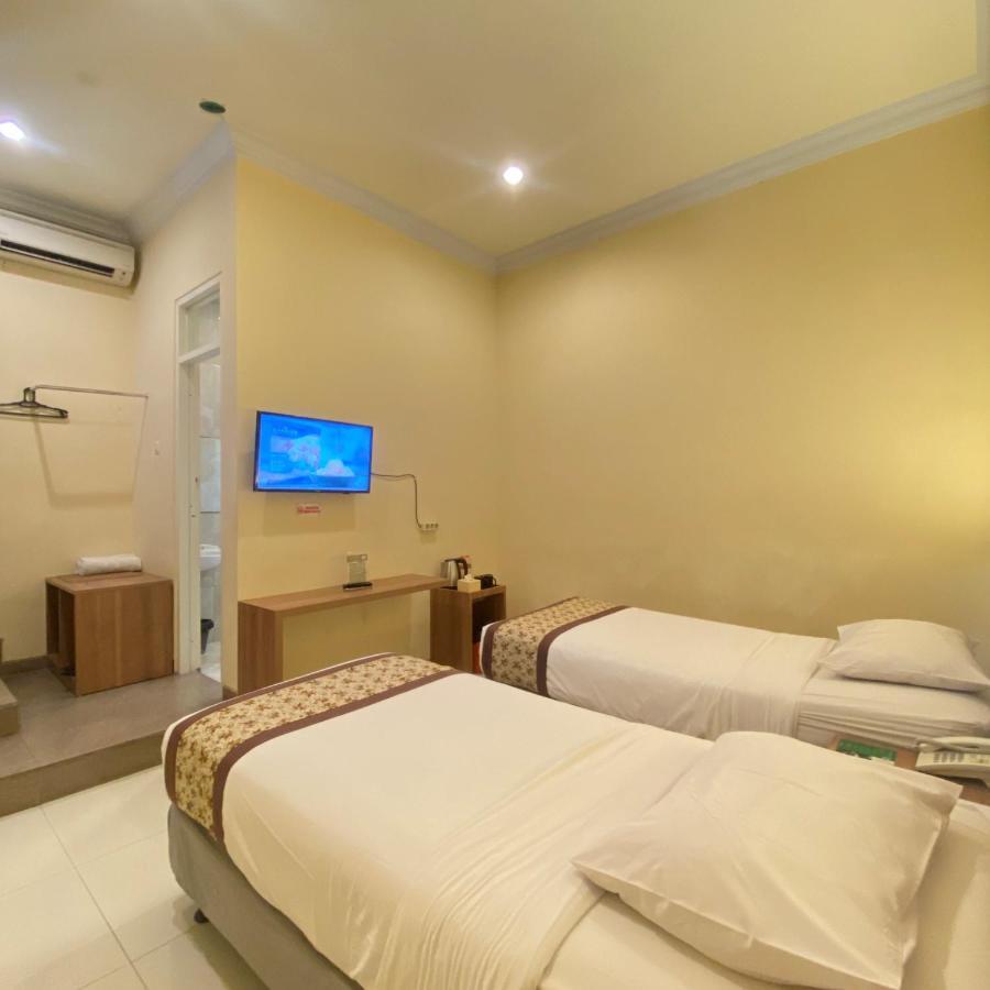 באטו Riverstone Hotel & Cottage מראה חיצוני תמונה