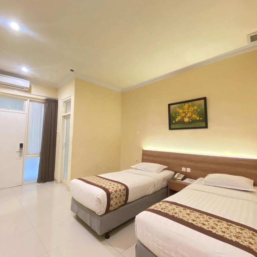 באטו Riverstone Hotel & Cottage מראה חיצוני תמונה