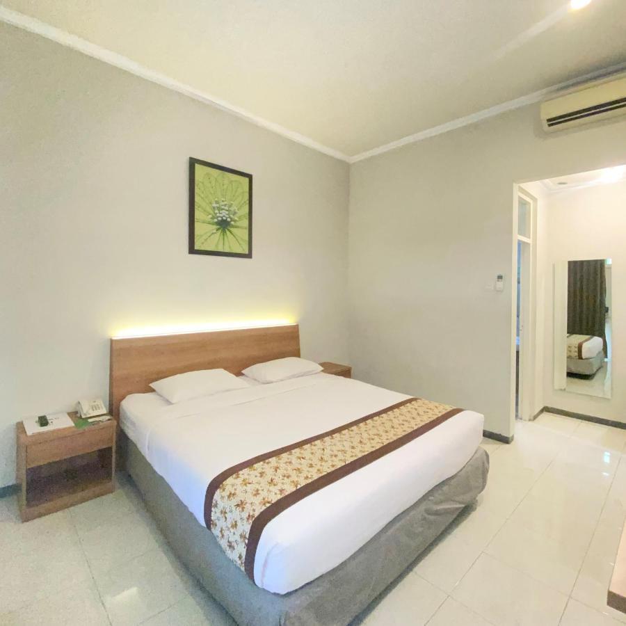 באטו Riverstone Hotel & Cottage מראה חיצוני תמונה