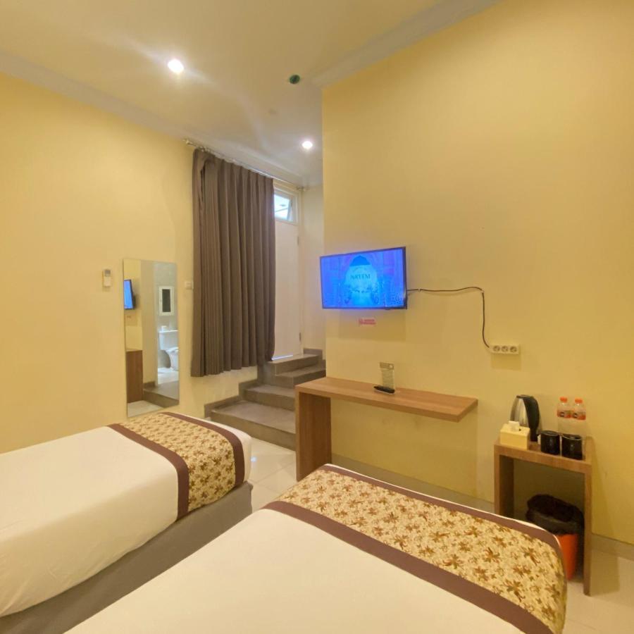 באטו Riverstone Hotel & Cottage מראה חיצוני תמונה
