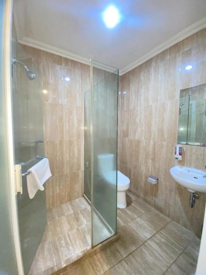 באטו Riverstone Hotel & Cottage מראה חיצוני תמונה