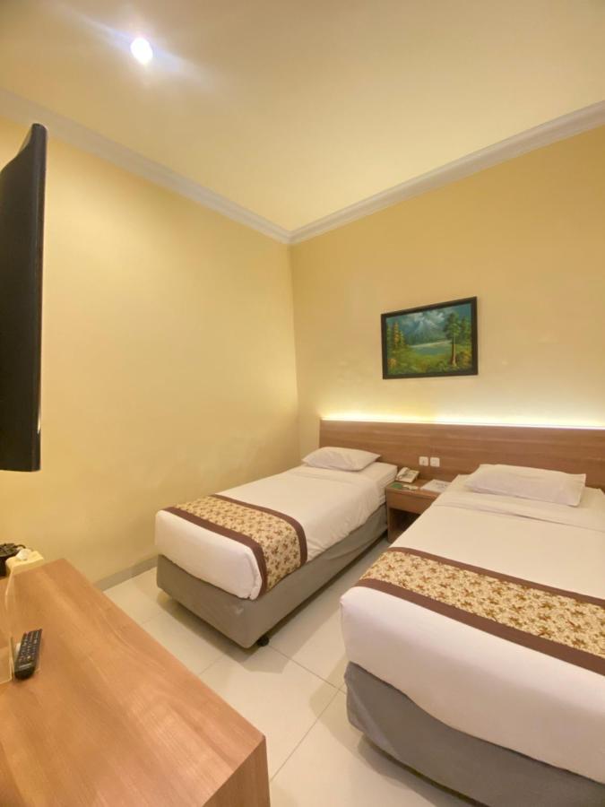 באטו Riverstone Hotel & Cottage מראה חיצוני תמונה
