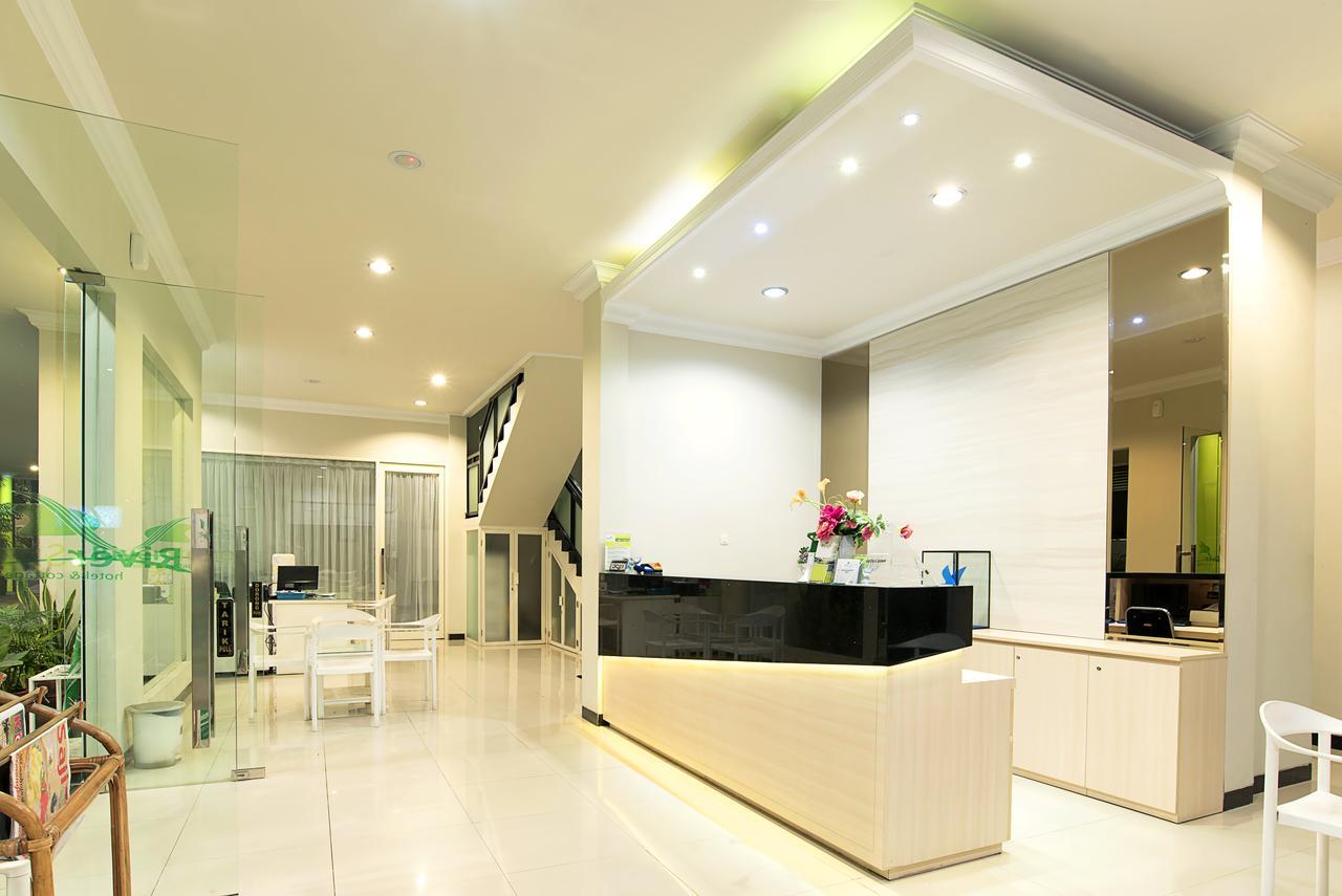 באטו Riverstone Hotel & Cottage מראה חיצוני תמונה