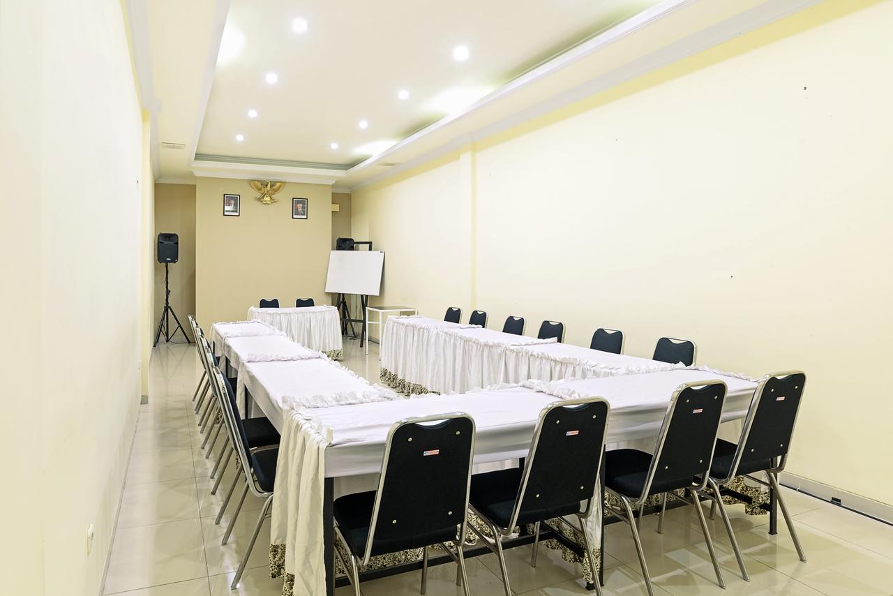 באטו Riverstone Hotel & Cottage מראה חיצוני תמונה